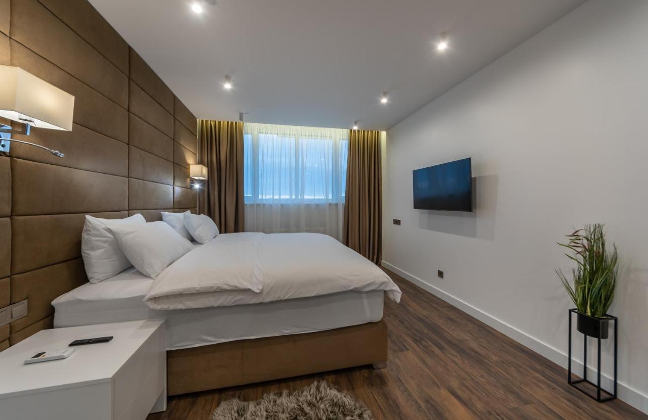 Victory-30 Luxury Center Apartment *