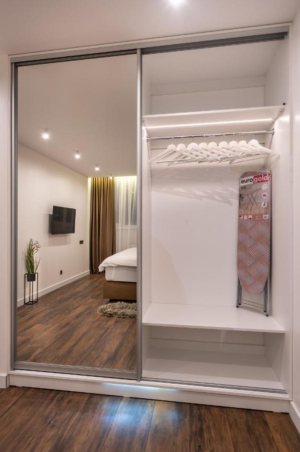 Victory-30 Luxury Center Apartment Kyiv